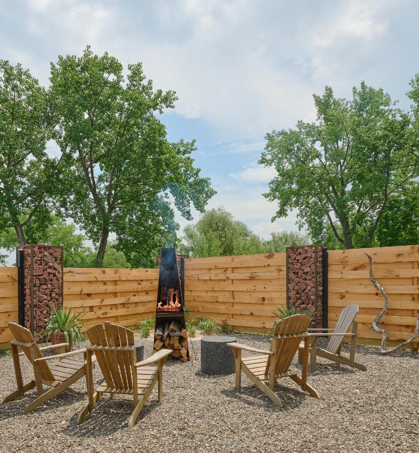 Hutton Brickyards Riverfront Hotel & Venue Kingston Eksteriør bilde